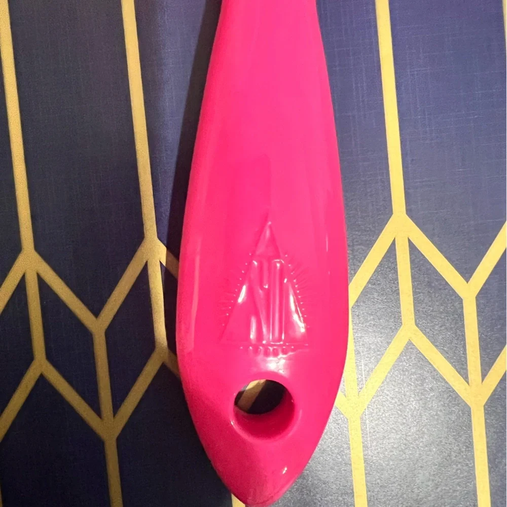 Jeffree Star Pink Pig Shaped Hand Mirror - Picture 3 of 6